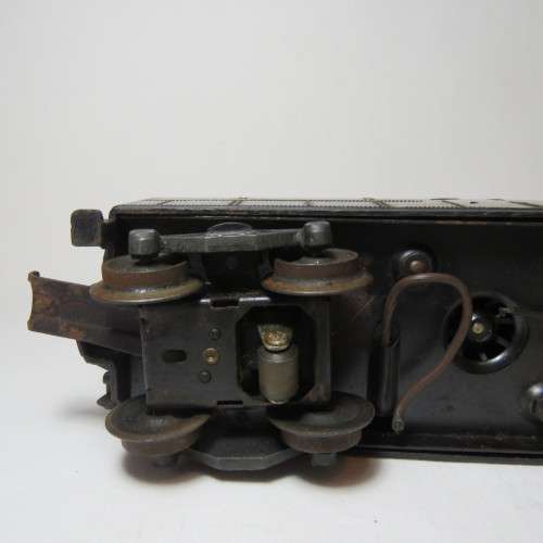 Lionel Lines 6026 W coal truck metal with plastic sides and top - With engine