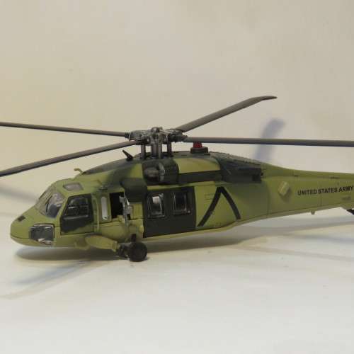 US Army model helicopter - Gun is loose
