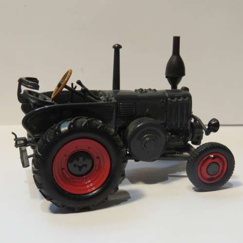 1938 Lanz bulldog tractor model - Universal Hobbies - Scale 1/43