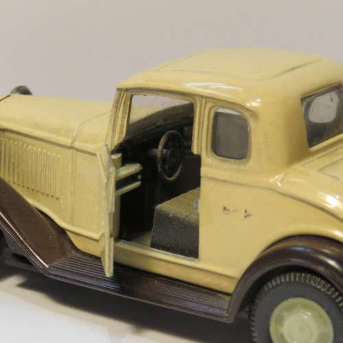Yatming Veteran car model - Pull back action