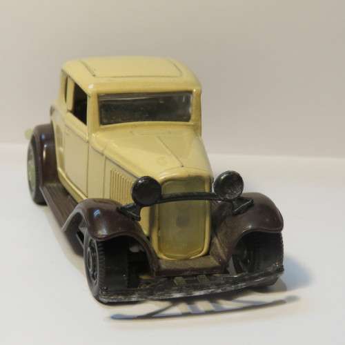Yatming Veteran car model - Pull back action