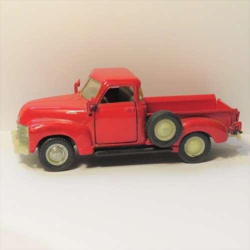 Road Champs Chevrolet C3100 pickup truck model