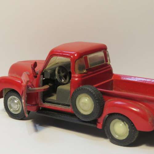 Road Champs Chevrolet C3100 pickup truck model
