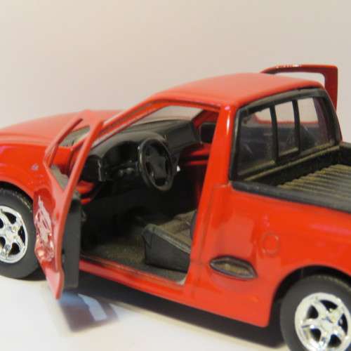 Jada Fast and the furious Brian's 1999 Ford F-150 SVT Lightning truck - Scale 1/32