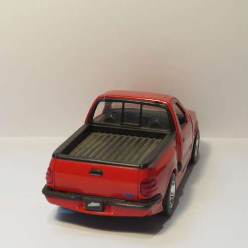 Jada Fast and the furious Brian's 1999 Ford F-150 SVT Lightning truck - Scale 1/32