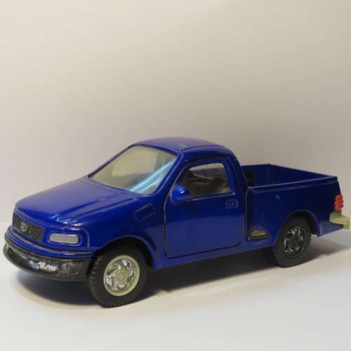 Tootsietoy 1997 Ford F-150 truck - Scale 1/32