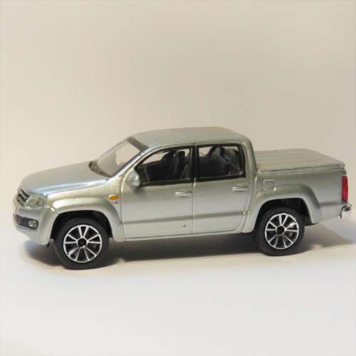 Bburago Volkswagen Amarok double cab pickup truck model - Scale 1/43