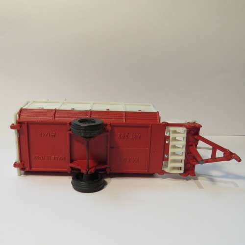 Yaxon ART082 Hay collector trailer - Scale 1/43