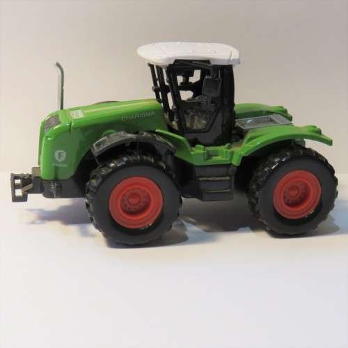 Charisma Farm tractor model - Pull back action