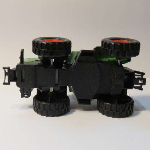 Charisma Farm tractor model - Pull back action