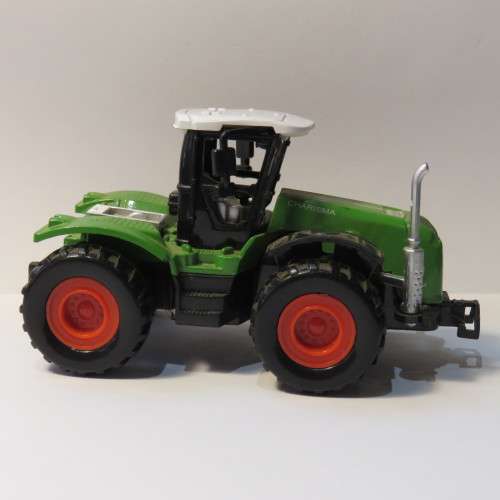 Charisma Farm tractor model - Pull back action