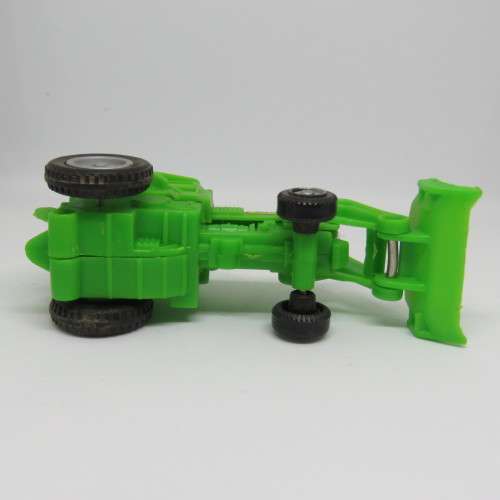 M.Farm plastic toy tractor with corn trailer