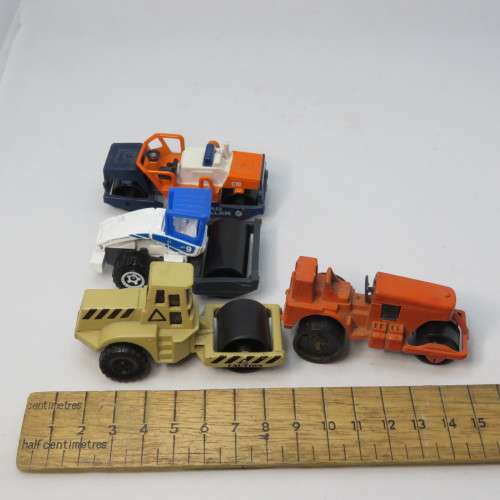 Lot of 4 Die-cast road rollers