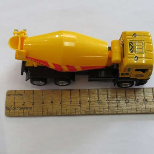 Cement mixer truck with lights and sound - Die-cast and plastic
