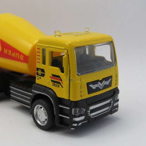 Cement mixer truck with lights and sound - Die-cast and plastic