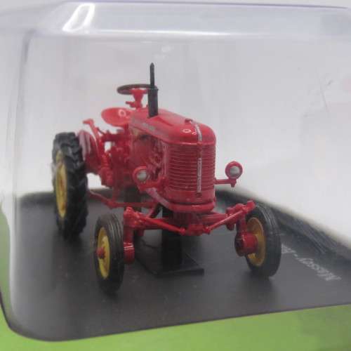 1957 Massey-Harris Pony 820 die-cast tractor - Scale 1/43