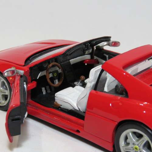 Bburago Ferrari F355 Challenge model car - Scale 1/24