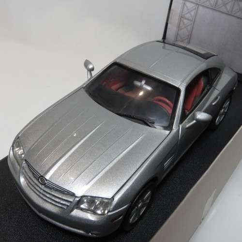 Motor Max Chrysler Crossfire model car - Scale 1/18 in box