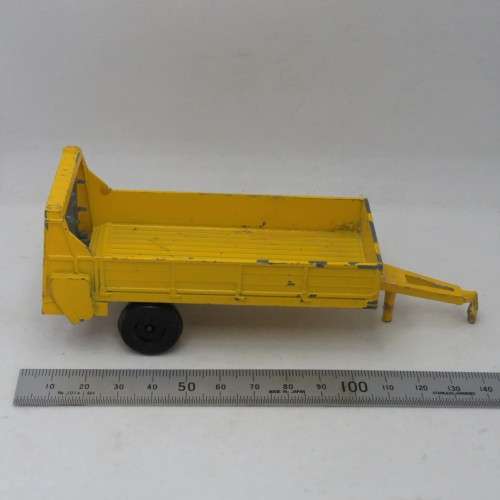 Yaxon die-cast farm trailer - Scale 1/43