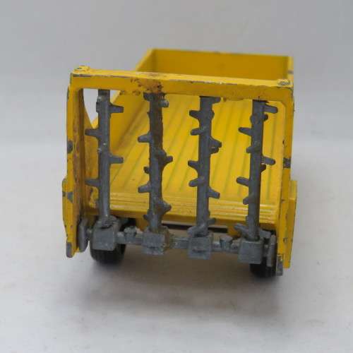 Yaxon die-cast farm trailer - Scale 1/43