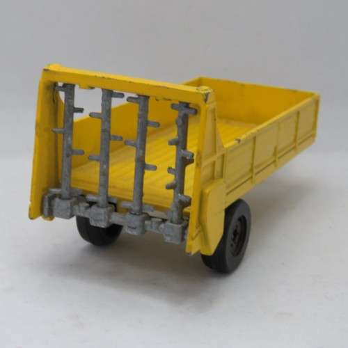 Yaxon die-cast farm trailer - Scale 1/43