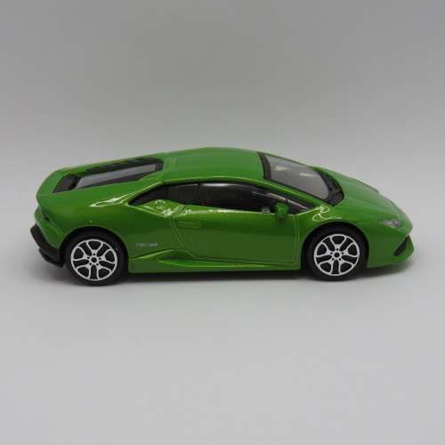 Bburago Lamborghini Huracan LP 610-4 model car - Scale 1/43