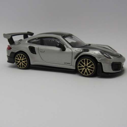 Bburago Porsche 911 GT2 RS model car - Scale 1/43