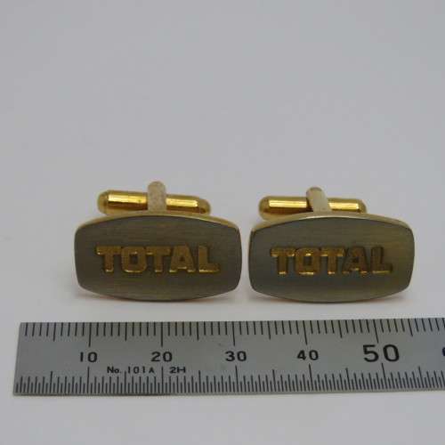 Pair of vintage Total cufflinks