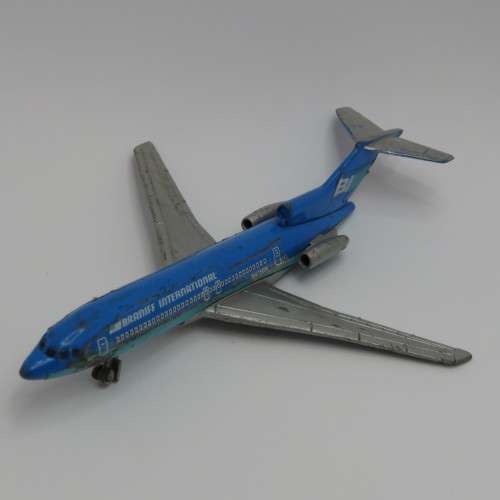 Lintoy Boeing 727 Braniff International die-cast model airplane