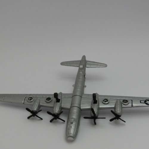 Road Champs Flyers B-29 Super Fortress Fifi die-cast Airplane - Props damaged