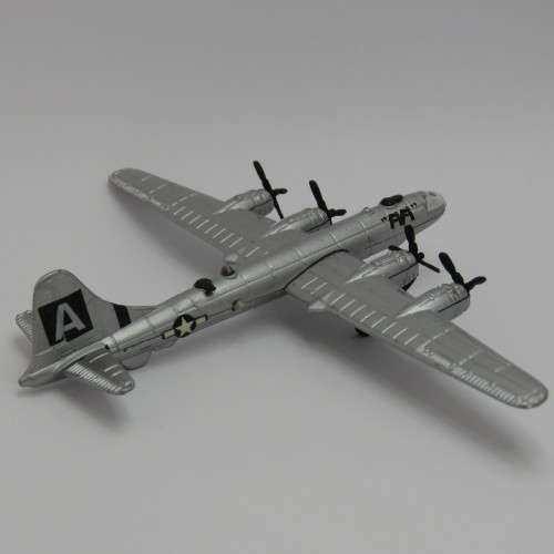 Road Champs Flyers B-29 Super Fortress Fifi die-cast Airplane - Props damaged