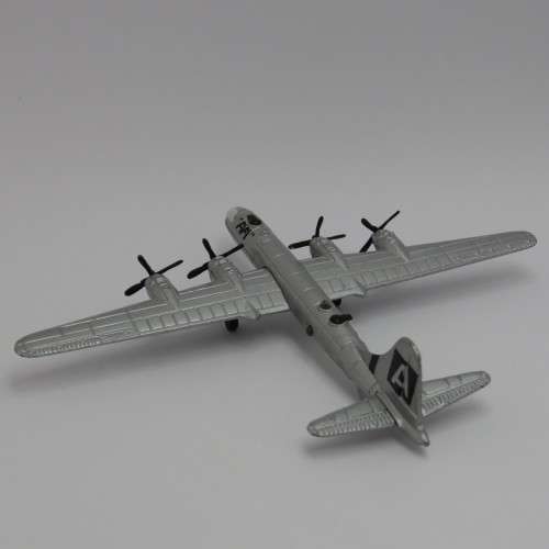 Road Champs Flyers B-29 Super Fortress Fifi die-cast Airplane - Props damaged