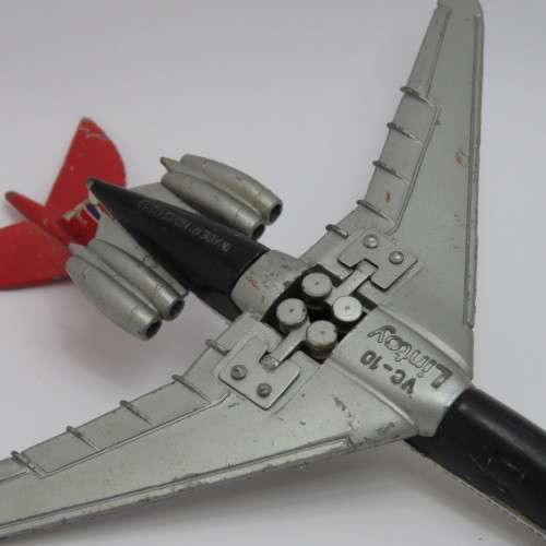 Lintoy Vickers VC-10 British Airways die-cast plane