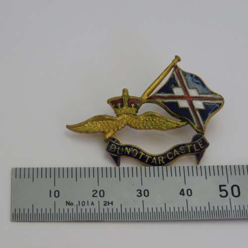Vintage Dunottar Castle pin badge - No pin