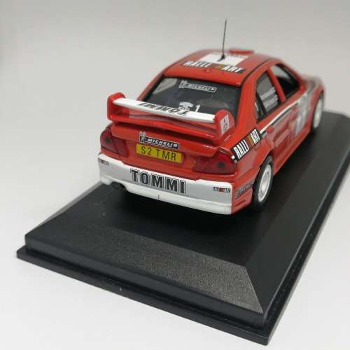 Mitsubishi Lancer Evo VI die-cast rally model car -1999 New Zealand rally -case cracked - scale 1/43