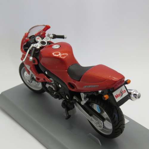 Maisto Triumph Sprint RS die-cast motorcycle - Scale 1/18 in box