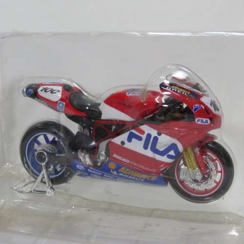 Maisto Ducati 999 die-cast motorcycle - # 100 Neil Hodgson - Scale 1/18 in box