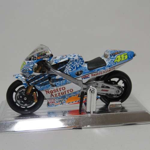 Saico Honda NSR 500 MotoGP die-cast motorcycle - #46 Valentino Rossi - Scale 1/18 in box
