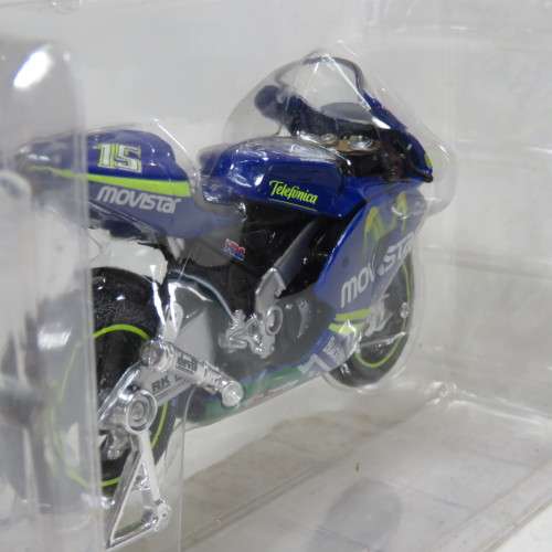 Maisto 2005 Honda RC211V Movistar MotoGP die-cast motorcycle - #15 Sete Gibernau - Scale 1/18