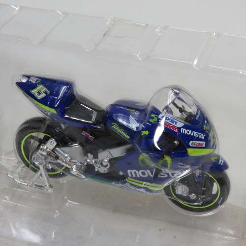 Maisto 2005 Honda RC211V Movistar MotoGP die-cast motorcycle - #15 Sete Gibernau - Scale 1/18