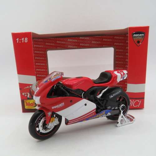 Maisto Ducati Desmosedici die-cast motorcycle - #12 Troy Bayliss - scale 1/18 in box