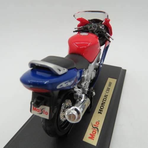 Maisto Honda CBR 600 F die-cast motorcycle - Scale 1/18 in box