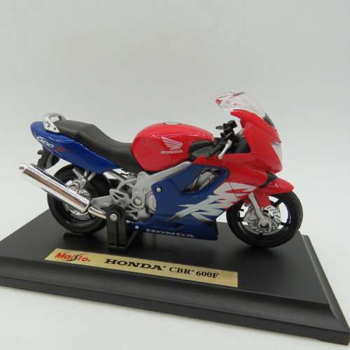 Maisto Honda CBR 600 F die-cast motorcycle - Scale 1/18 in box
