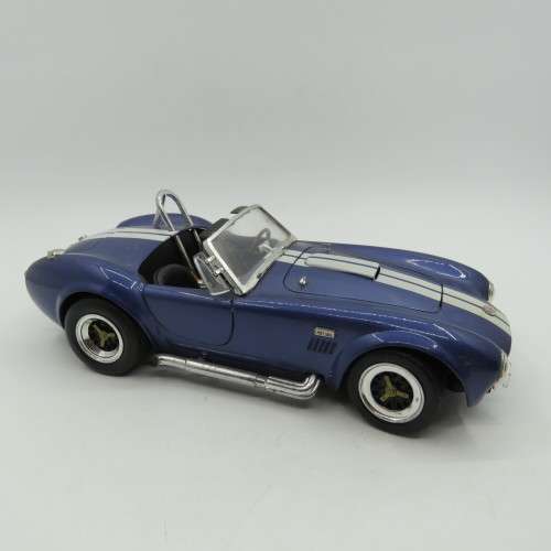 Road Legends Shelby Cobra 427 SK model car - scale 1/18
