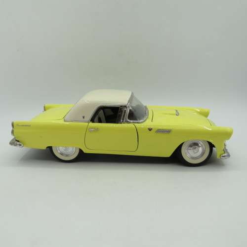 Road Legends 1955 Ford Thunderbird model car - Scale 1/18