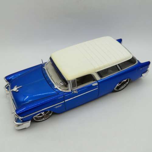 Maisto Pro Rodz 1955 Chevrolet Nomad - Scale 1/18