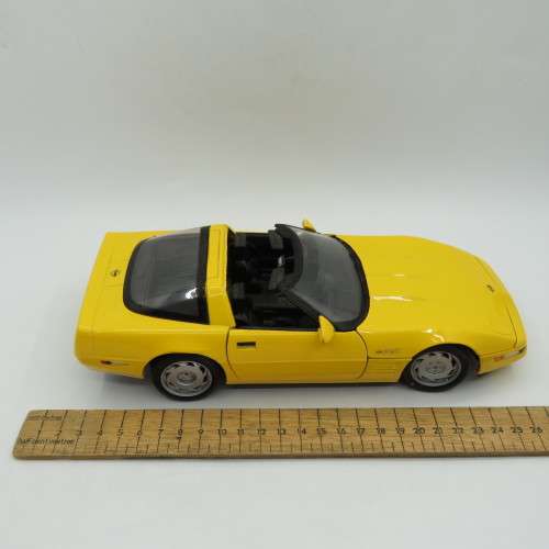 Maisto Corvette ZR-1 model car - Scale