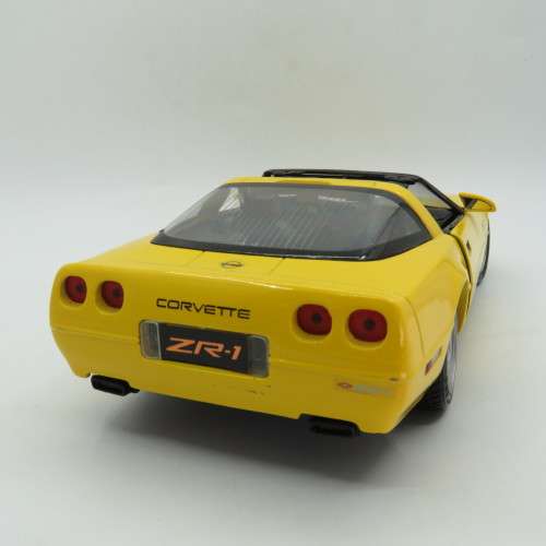 Maisto Corvette ZR-1 model car - Scale