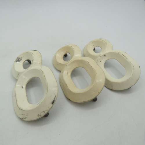 Vintage plastic and aluminum number plate numbers - CA8882