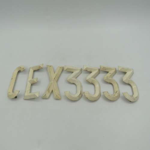 Vintage plastic and aluminum number plate numbers - CEX3333